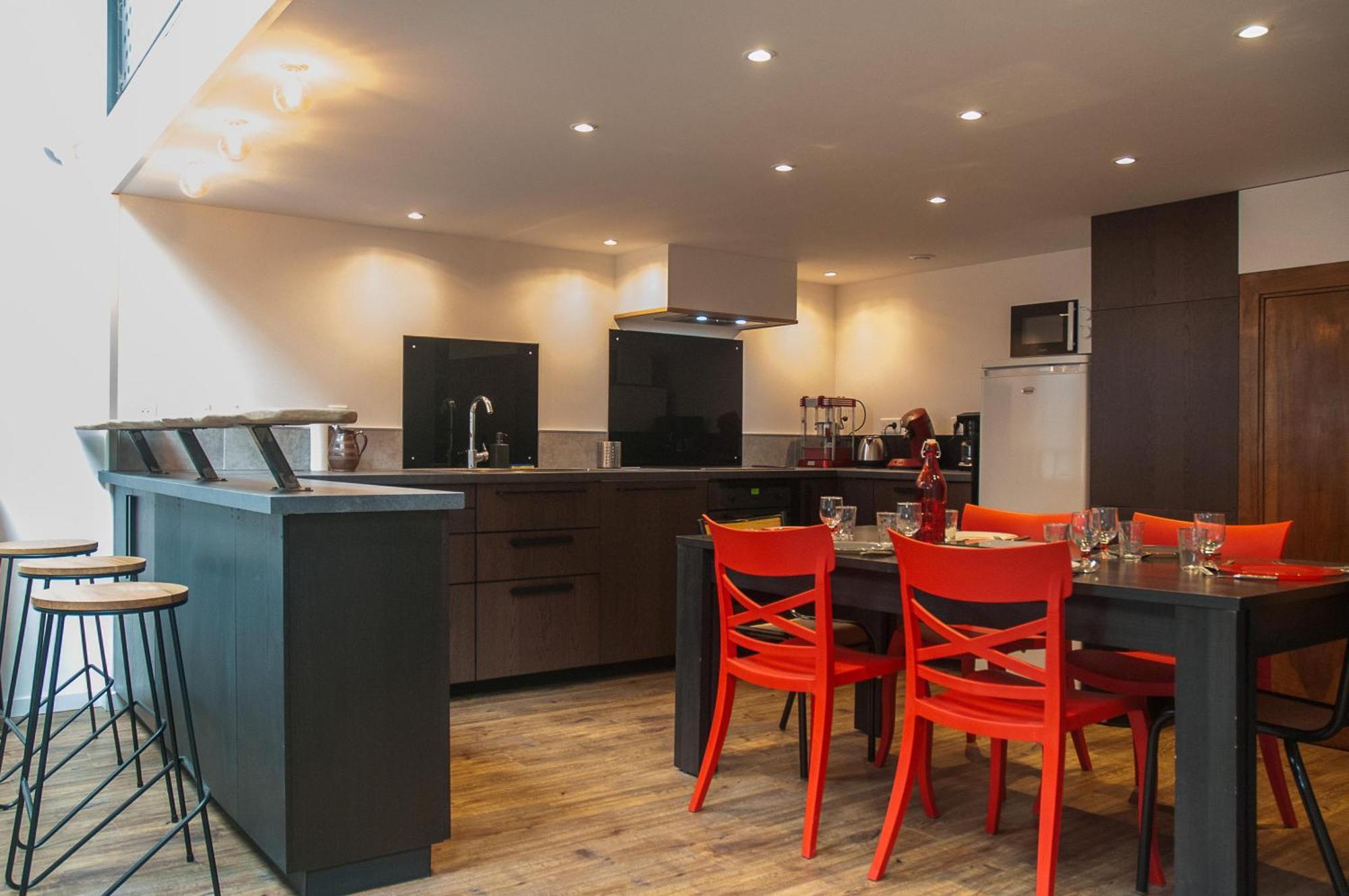 Le Cinoche, Cocon Sous Les Toits Apartment Понт-де-Во Екстериор снимка