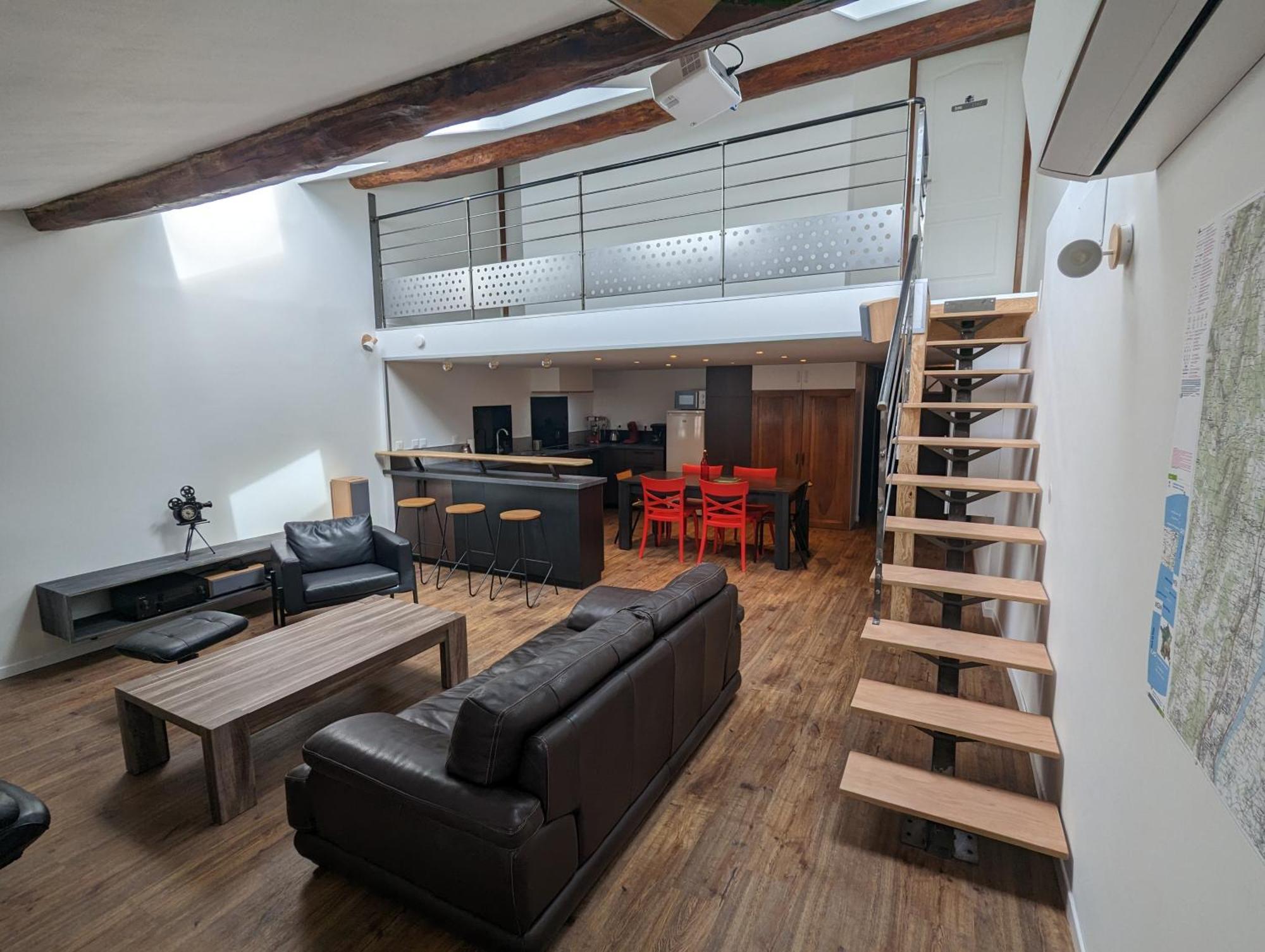Le Cinoche, Cocon Sous Les Toits Apartment Понт-де-Во Екстериор снимка